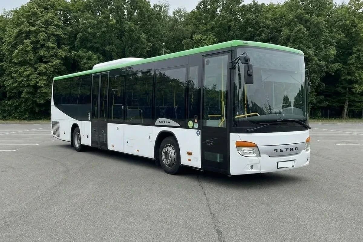 Аренда Setra S 415 LE с водителем — автобус на 44 мест