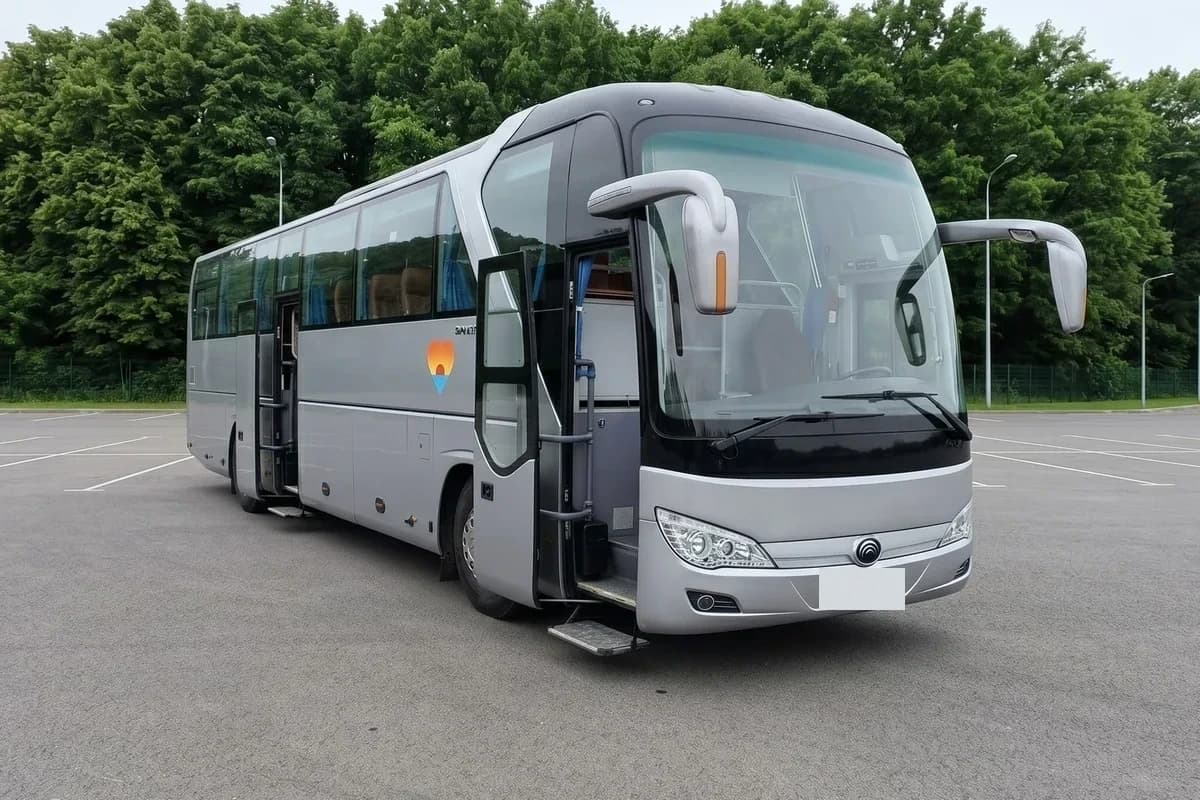 Yutong ZK6122