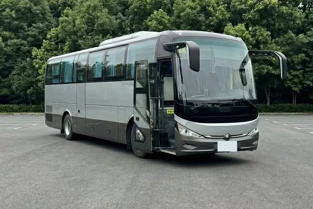 Yutong ZK6117