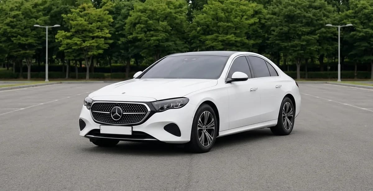 Аренда Mercedes E200 Avantgarde с водителем — легковой (5 мест) на 5 мест