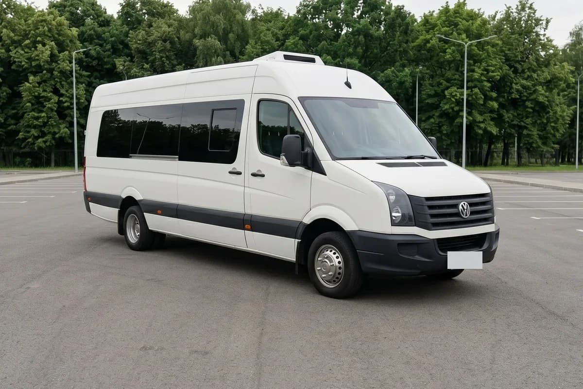 Аренда Volkswagen Crafter с водителем — микроавтобус (20 мест) на 20 мест
